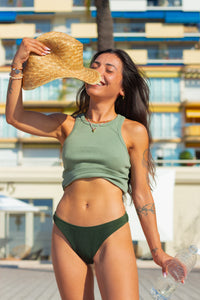 Taïs kaki