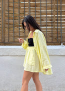 Nina jaune