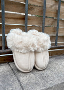 Cosy beige