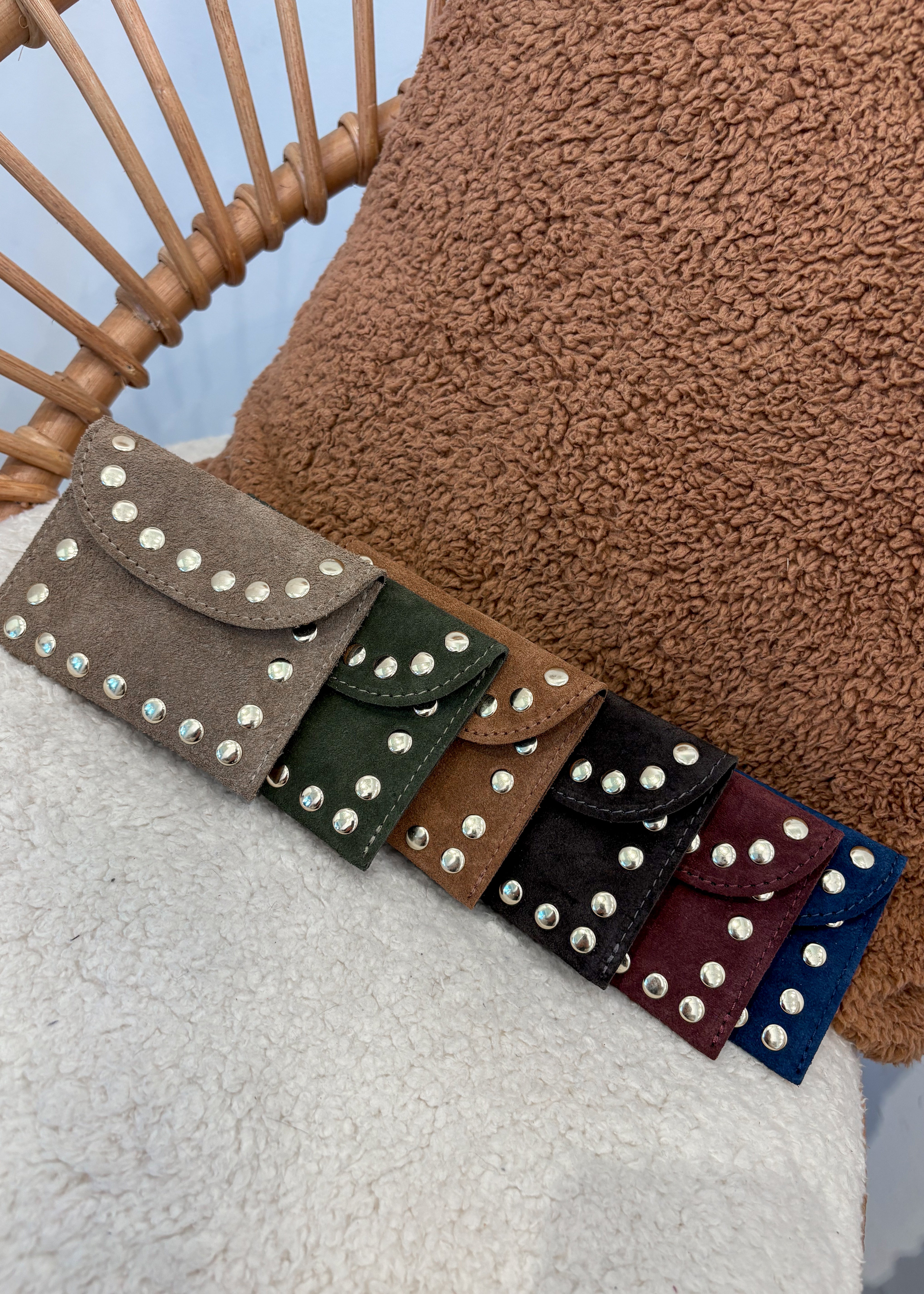 Porte-monnaie en cuir à clous