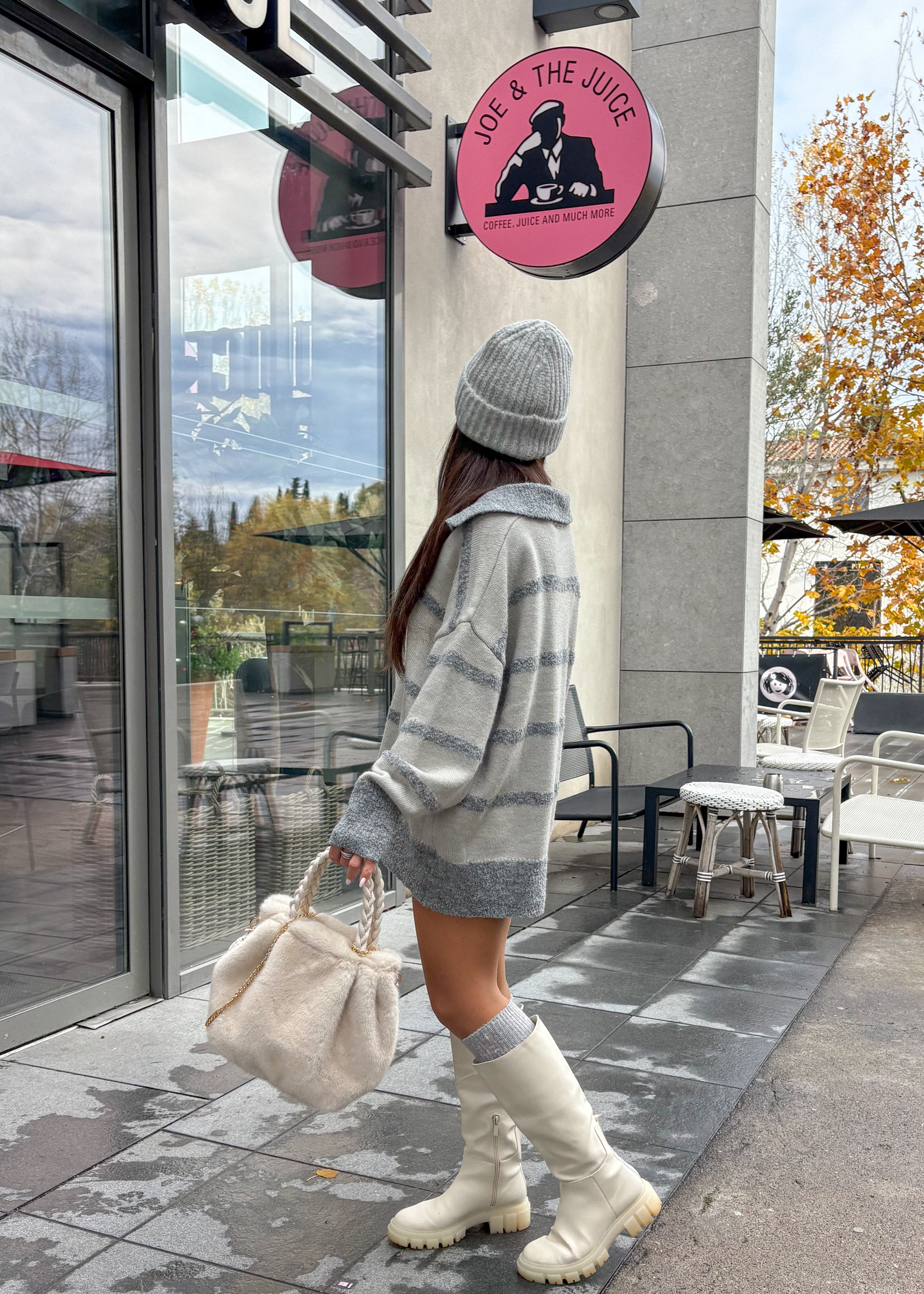 Sac à main en fourrure beige