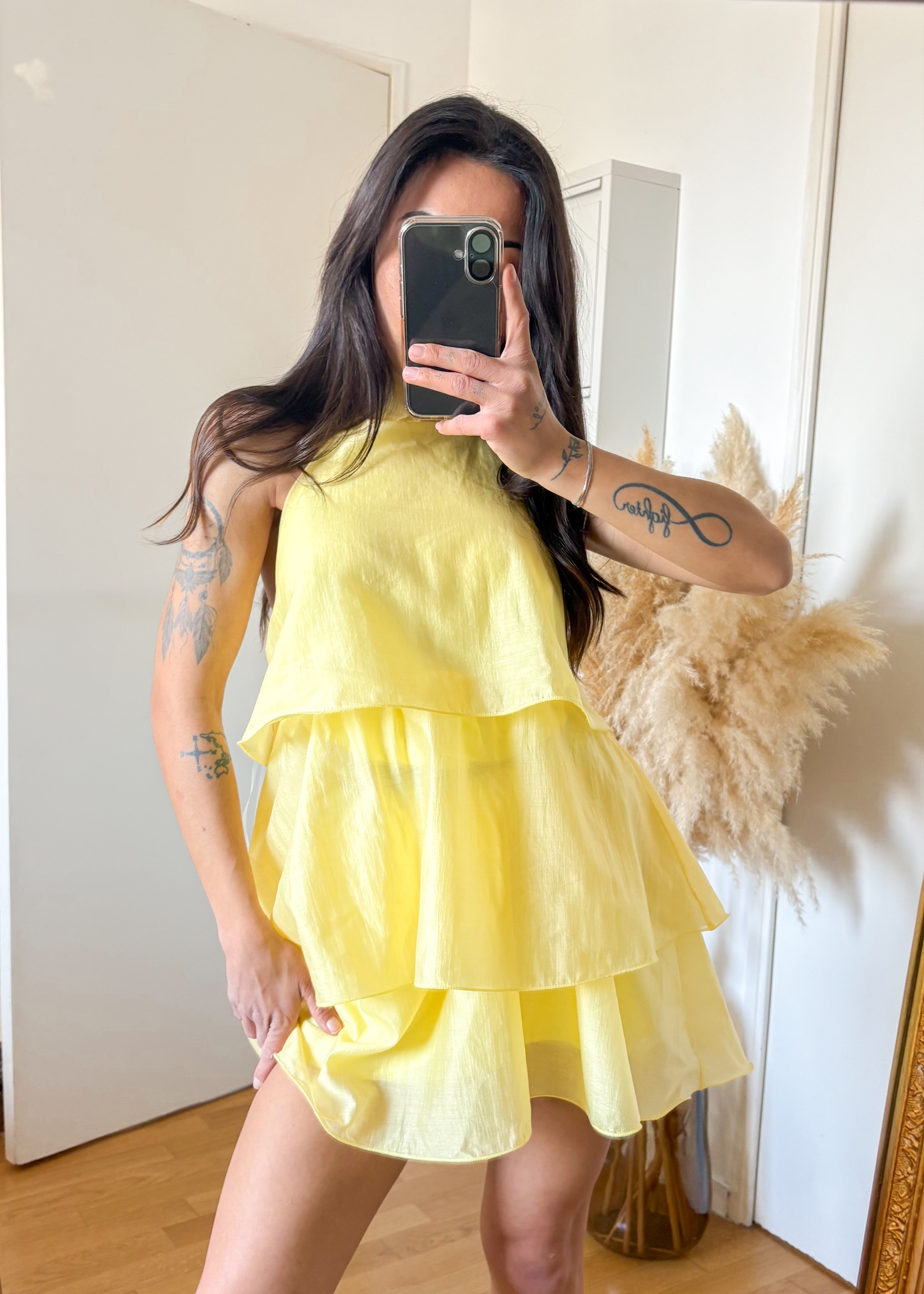 Paola jaune clair