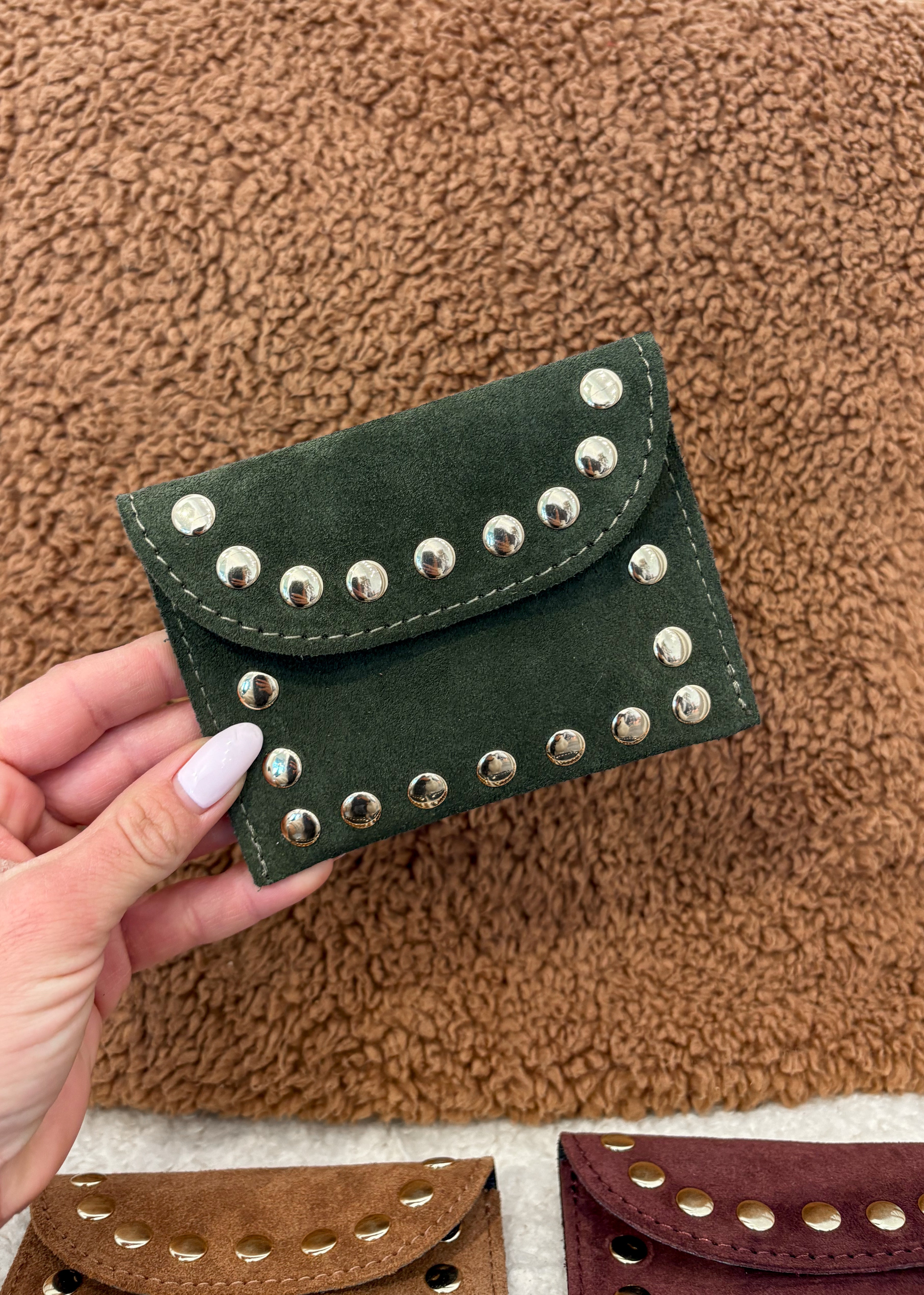 Porte-monnaie en cuir à clous