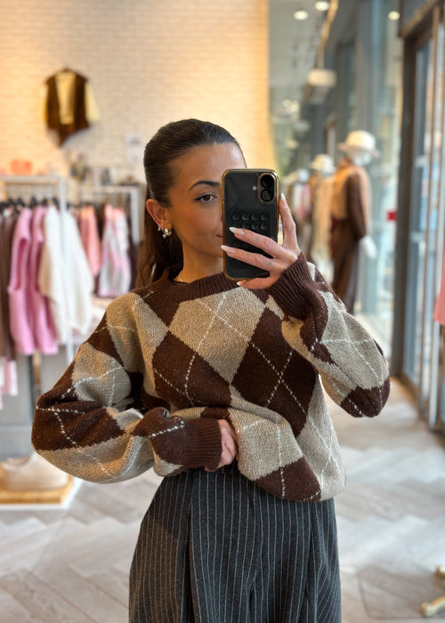 Pull mohair LIAM marron motif argyle