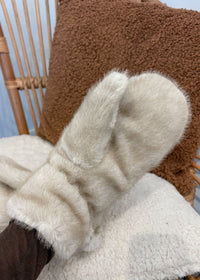 Moufles en fourrure beige