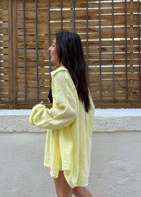 Nina jaune